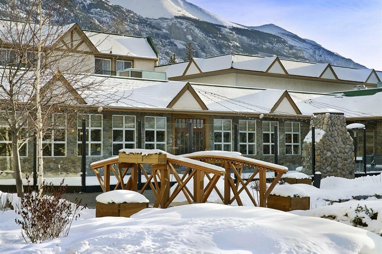 Coast Canmore Hotel & Conference Centre Eksteriør bilde